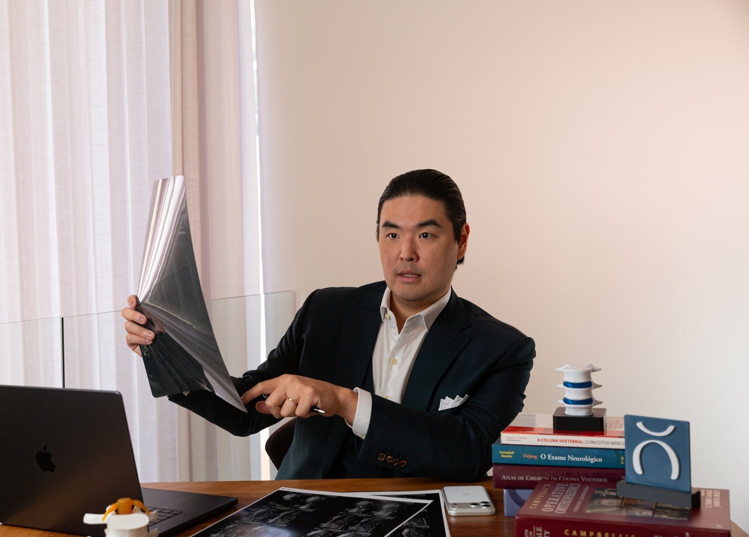 Dr. Rafael Sugino